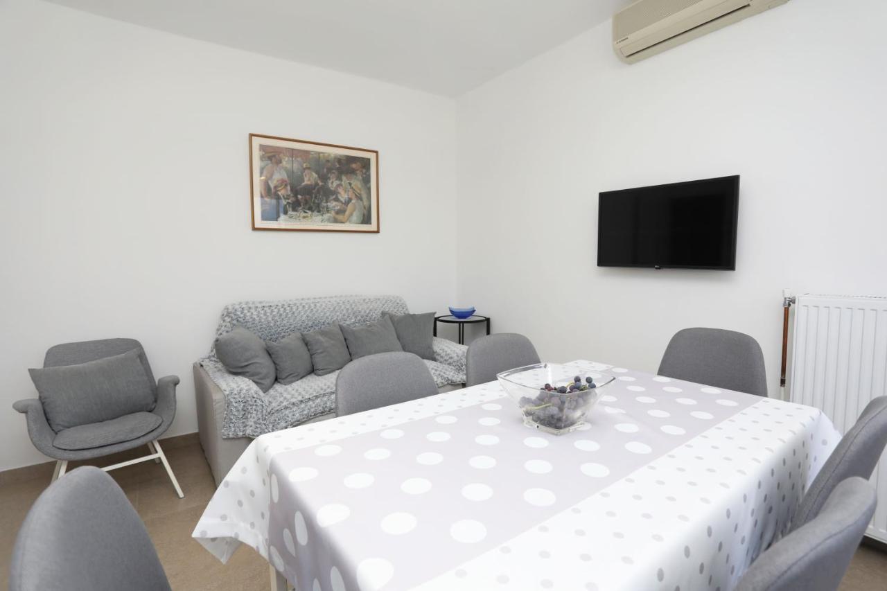 Apartment Falichi Plomin Ngoại thất bức ảnh